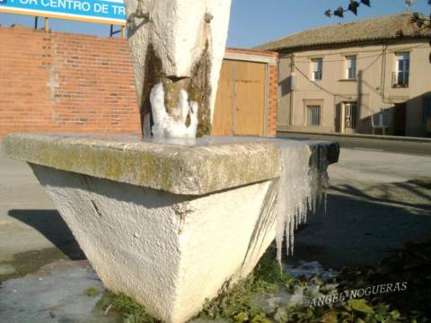 FUENTE DE LA PLAZA ESPA�A